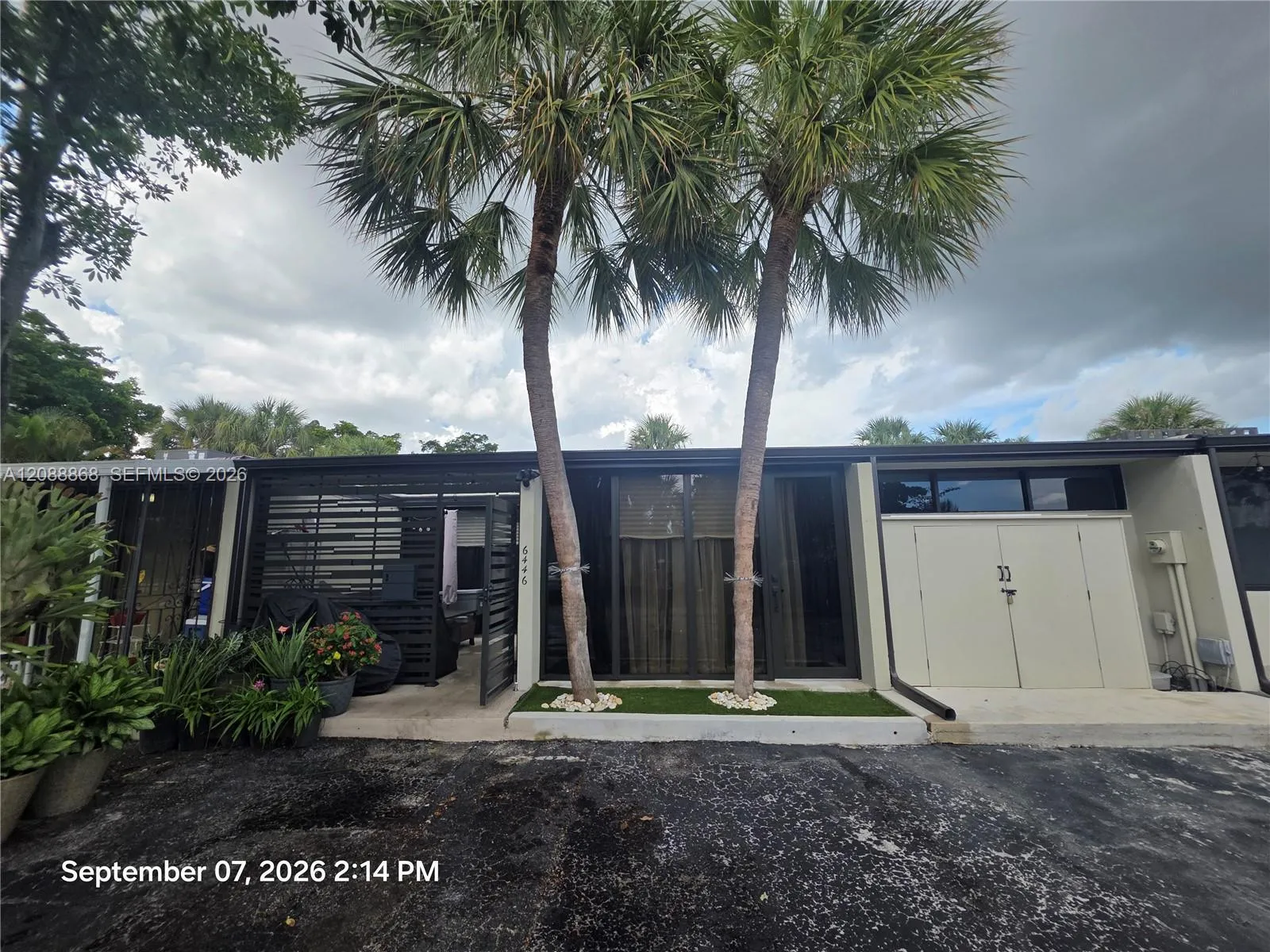 View details of listing 6446 E Miami Lakes Drive E, Miami Lakes, FL 33014 Miami Lakes with MLS#