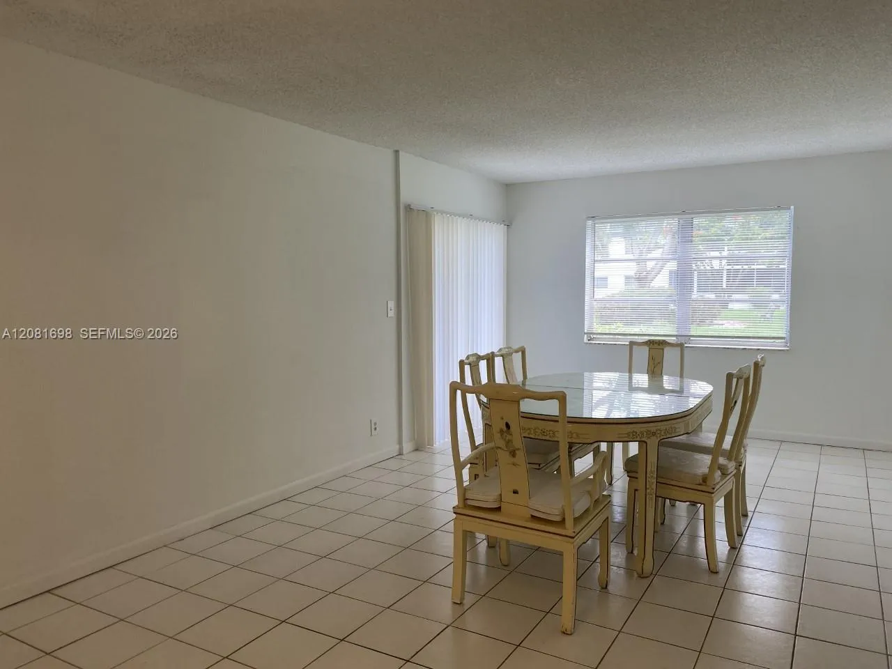 View details of listing 6505 Winfield Boulevard B-25, Margate, FL 33063 Margate with MLS#