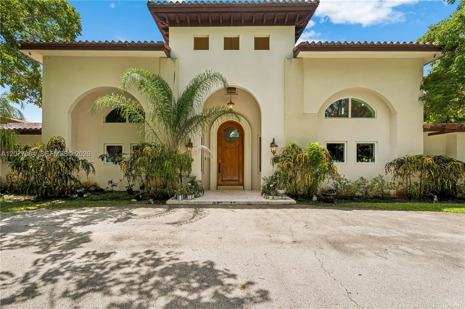 View details of listing 6600 SW 111th Street, Pinecrest, FL 33156 Pinecrest with MLS# 