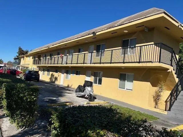 View details of listing 661 W 81st Street 4, Hialeah, FL 33014 Hialeah with MLS# 