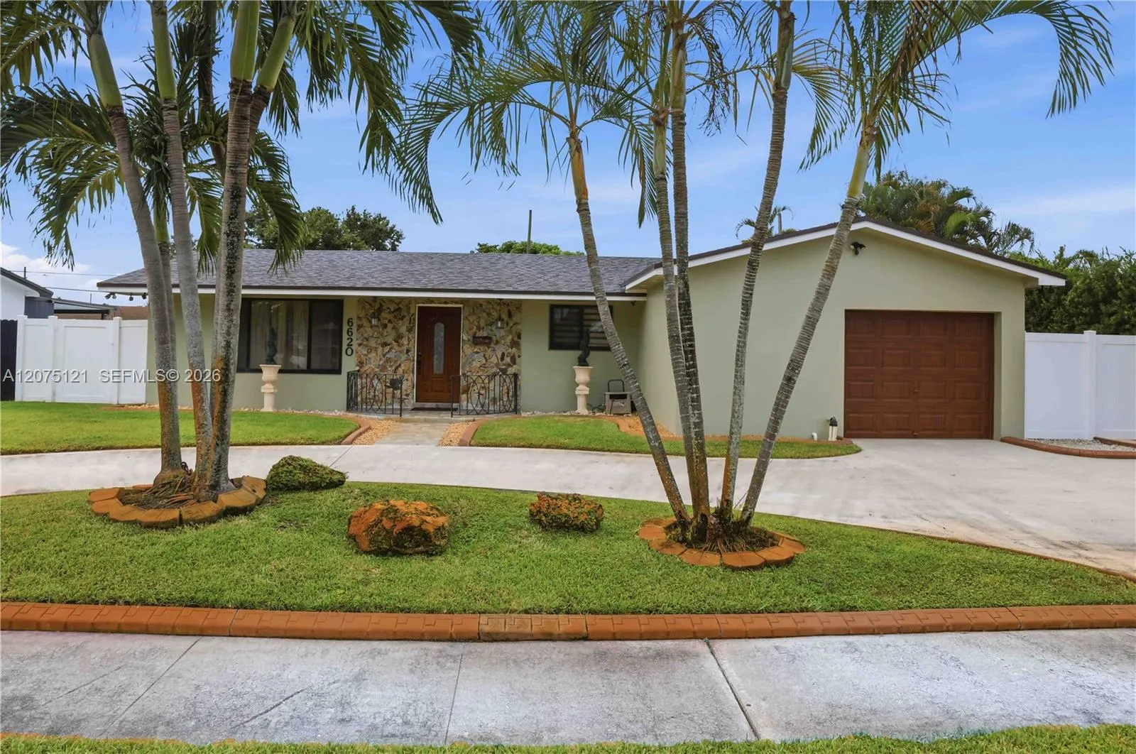 Listing  6620 SW 6th Street, Pembroke Pines, FL 33023, Pembroke Pines, FL 33023