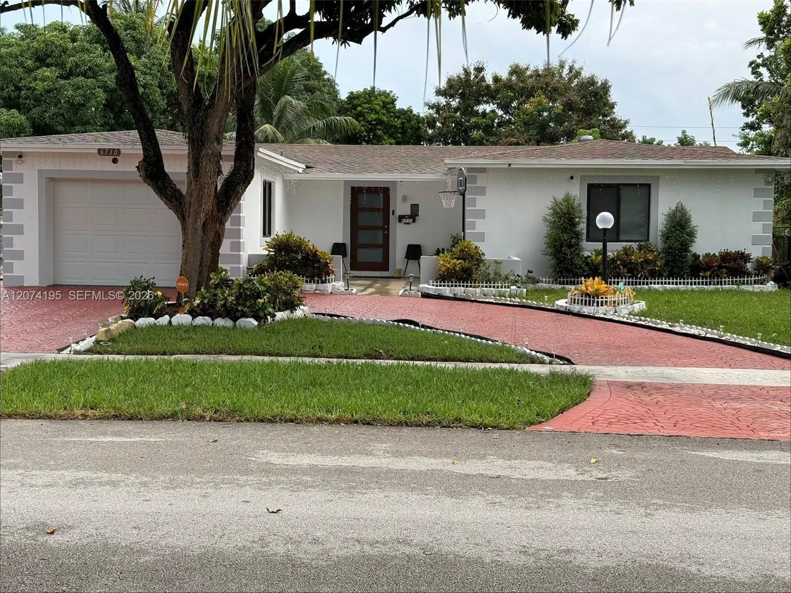 View details of listing 6710 SW 10th Court, North Lauderdale, FL 33068 North Lauderdale with MLS# 