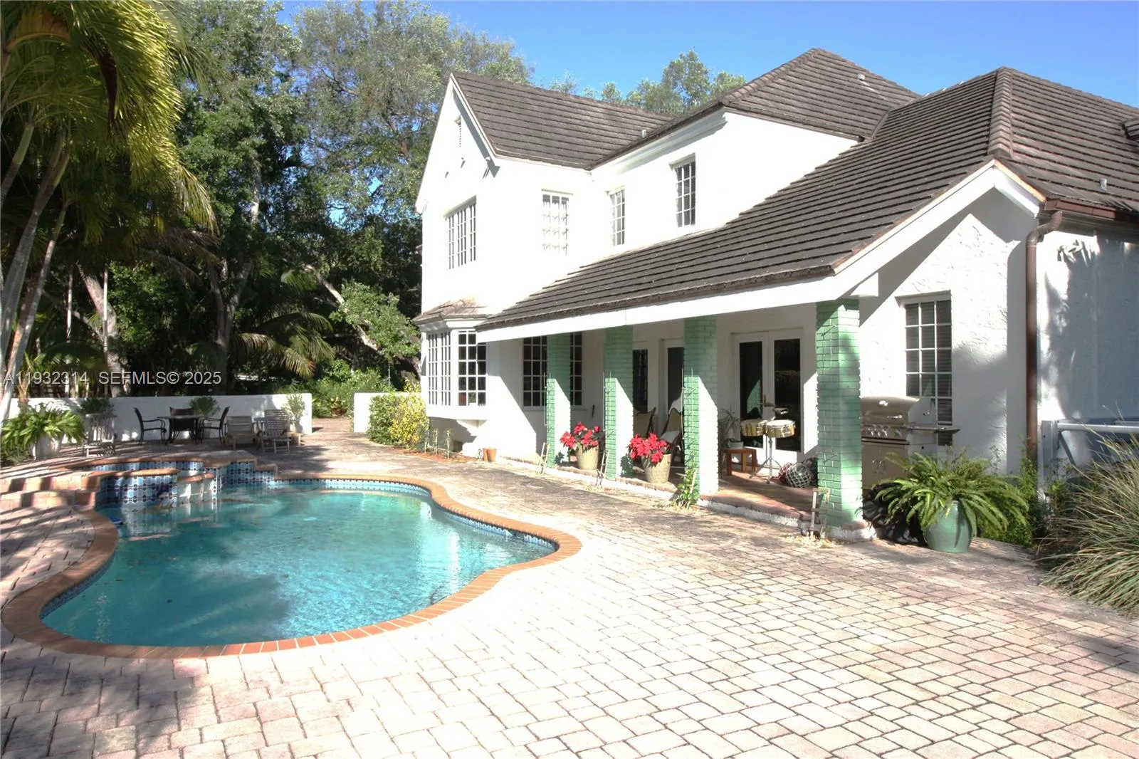 Listing  6750 Granada Boulevard, Coral Gables, FL 33146, Coral Gables, FL 33146