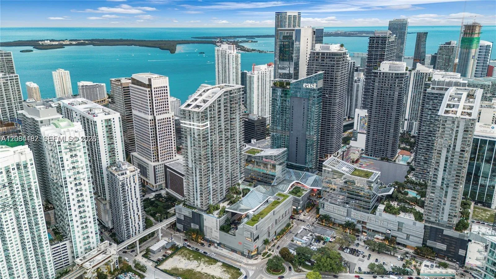 Listing  68 SE 6th Street 1605, Miami, FL 33131, Miami, FL 33131