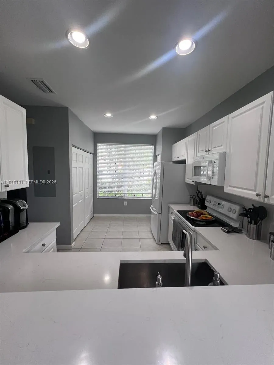Listing  681 NW 42nd Avenue -, Plantation, FL 33317, Plantation, FL 33317