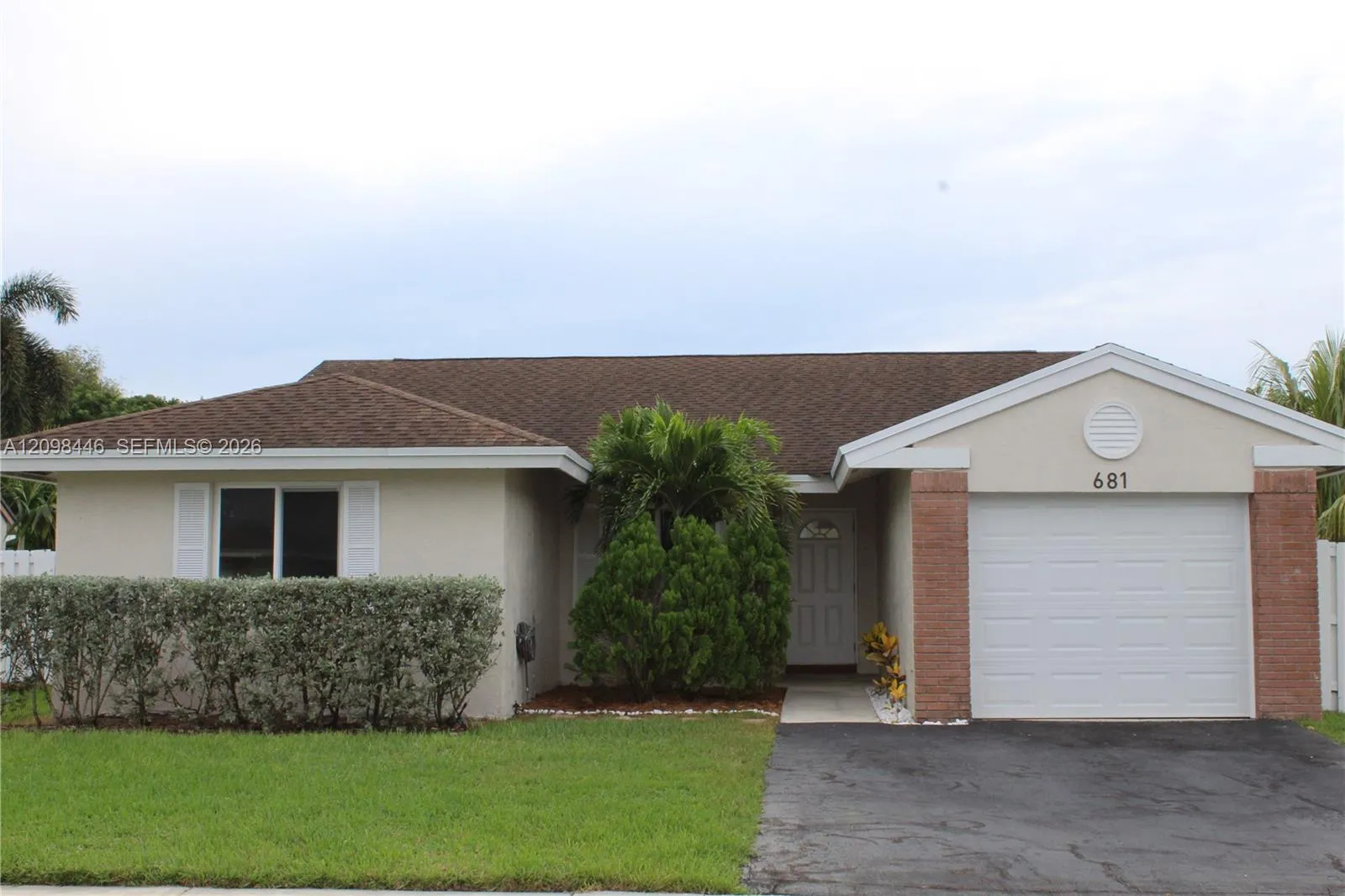View details of listing 681 Pine Ridge Terrace 681, Davie, FL 33325 Davie with MLS# 