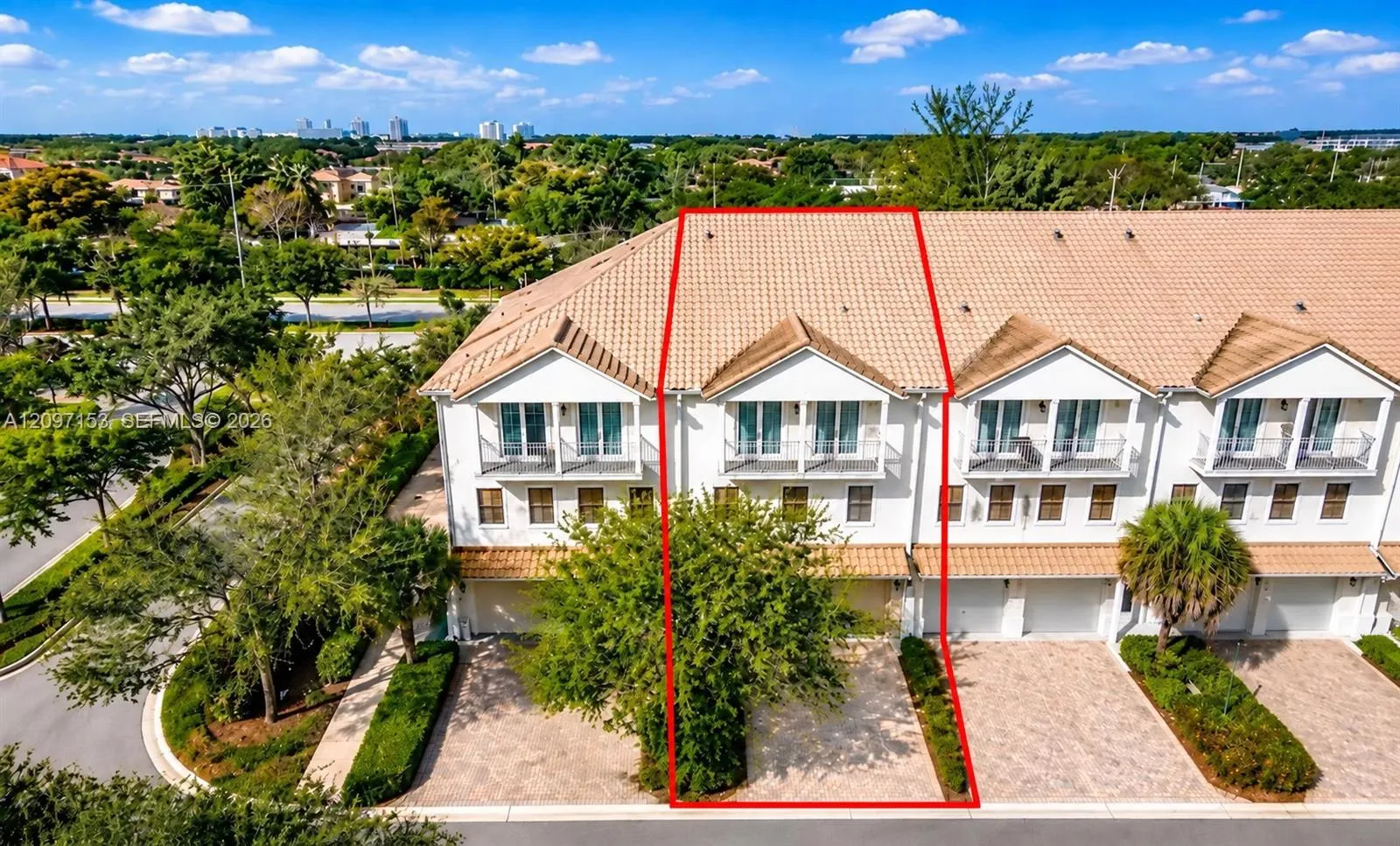 View details of listing 6841 N Lakeside Circle N 109-1, Davie, FL 33314 Davie with MLS# 