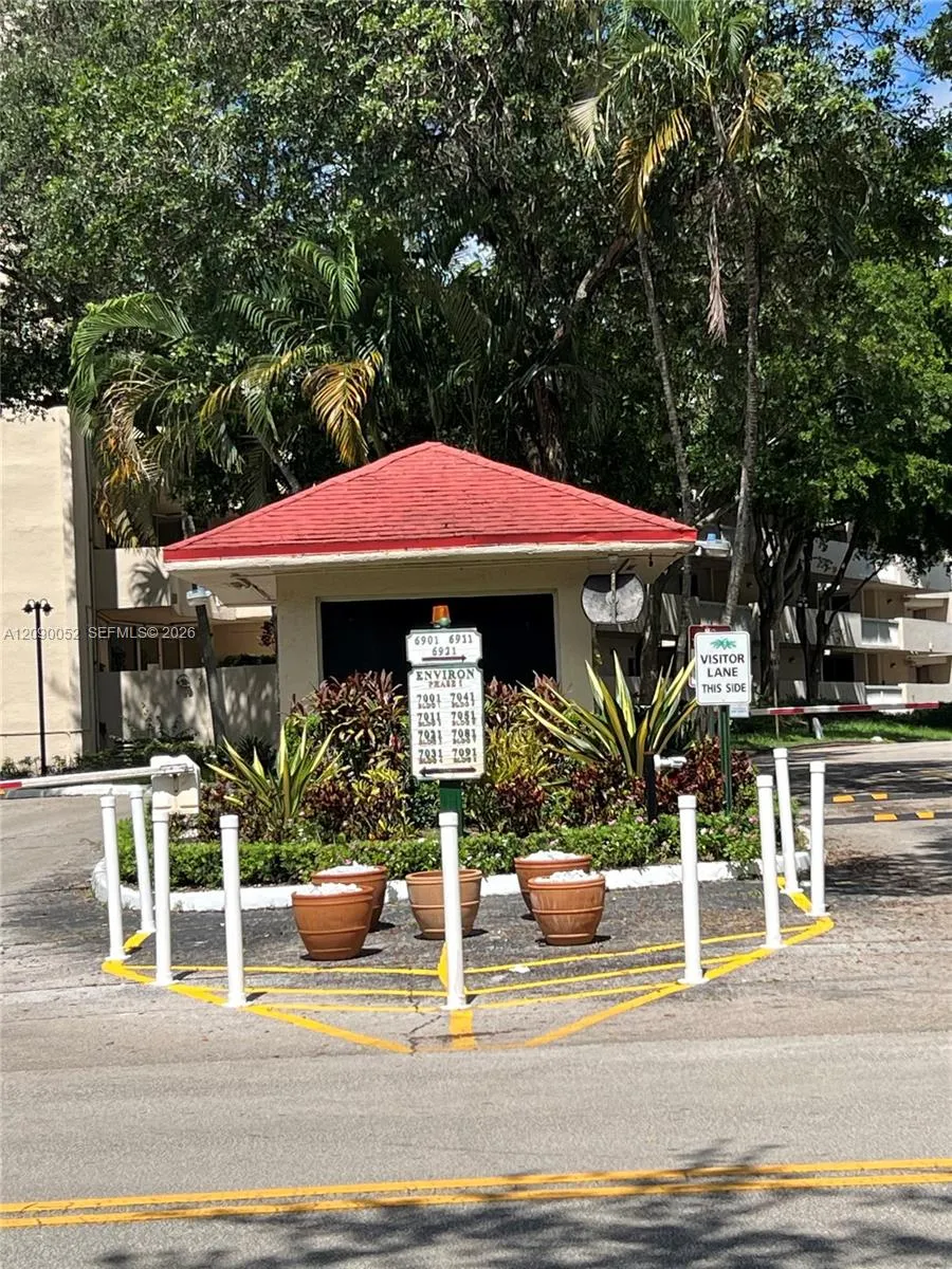 Listing  6921 Environ Boulevard 3O, Lauderhill, FL 33319, Lauderhill, FL 33319