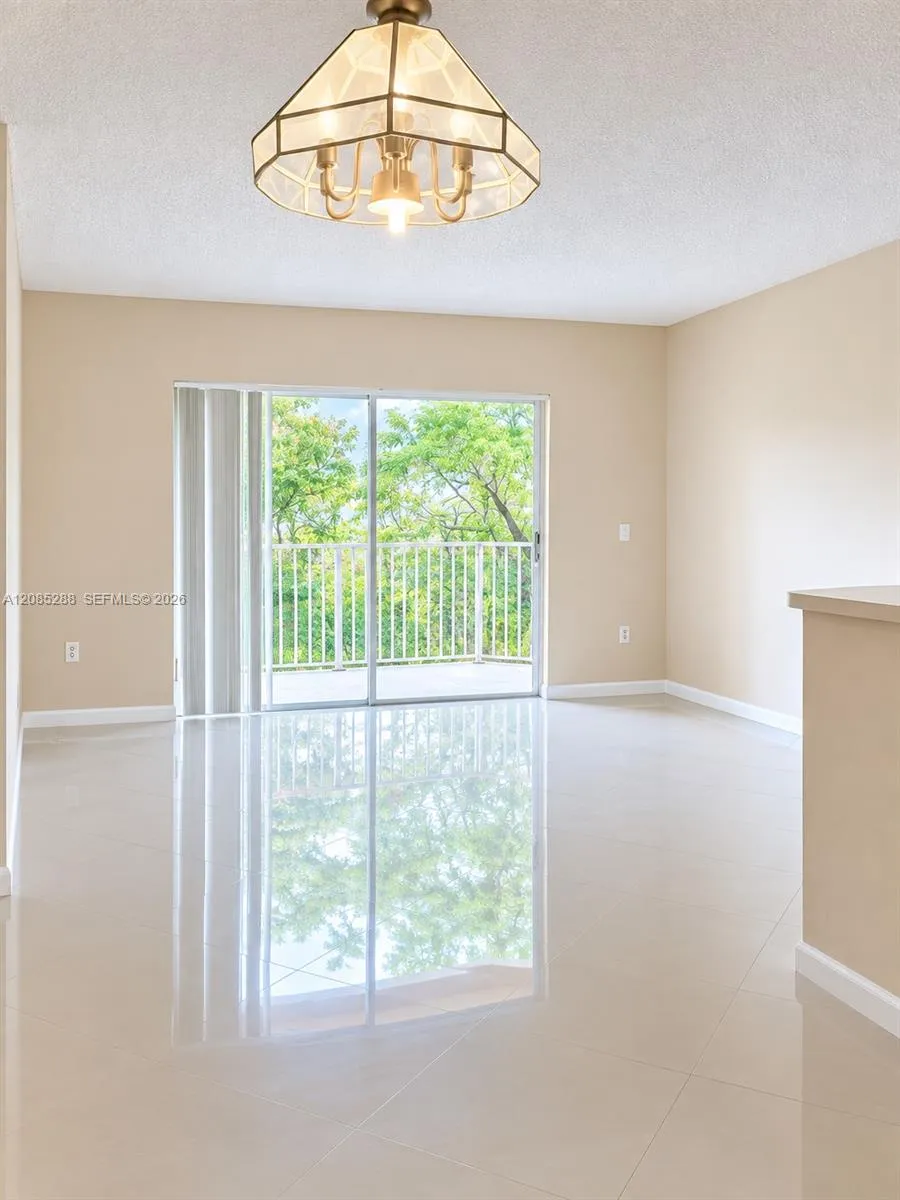 View details of listing 6976 SW 39th Street G205, Davie, FL 33314 Davie with MLS# 