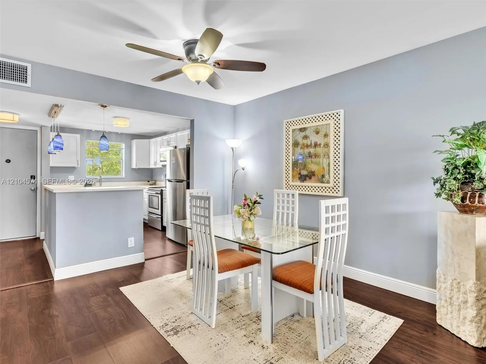 Listing  700 SE 6th Avenue 201, Deerfield Beach, FL 33441, Deerfield Beach, FL 33441