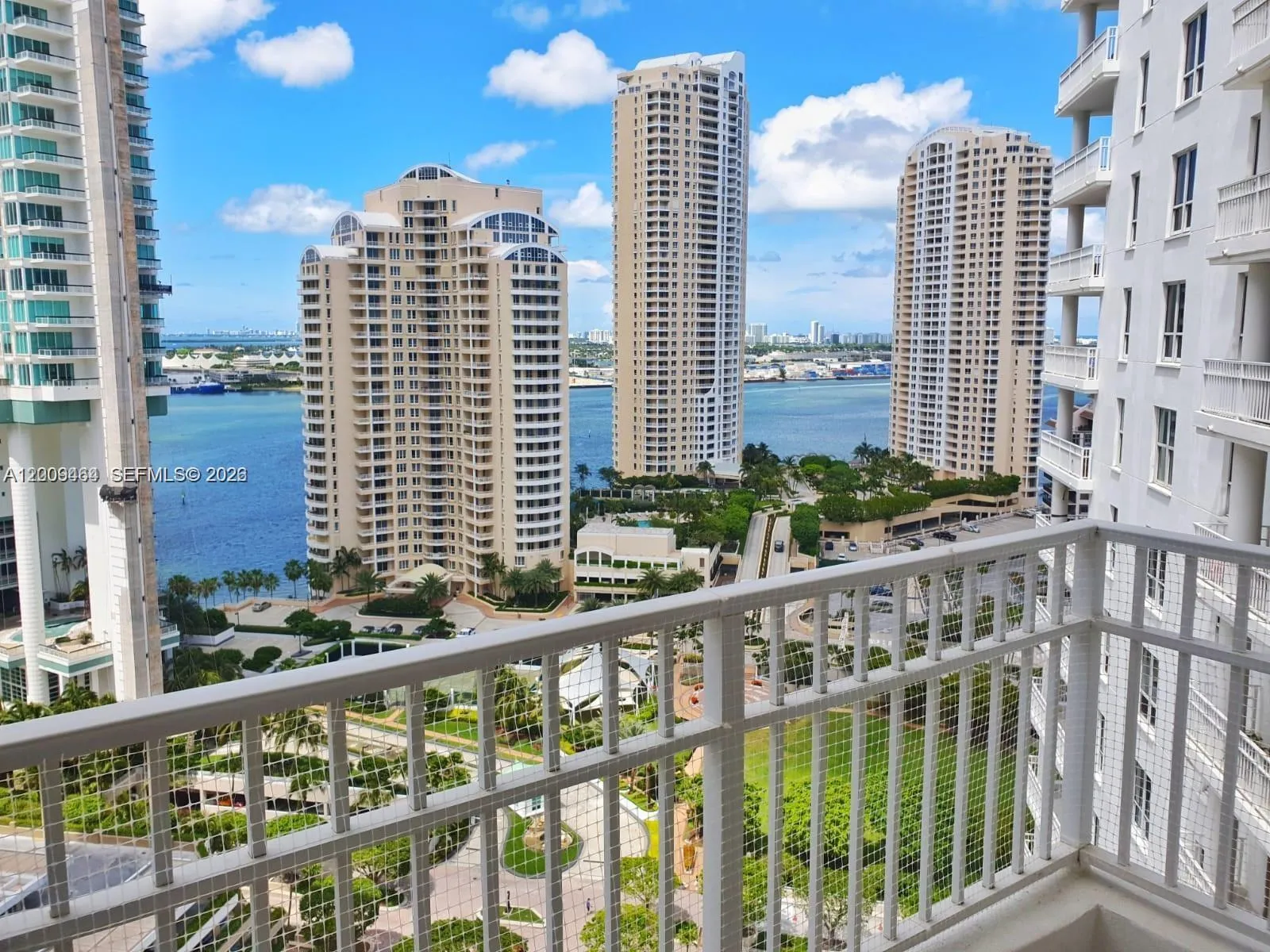 View details of listing 701 Brickell Key Boulevard 2306, Miami, FL 33131 Miami with MLS#