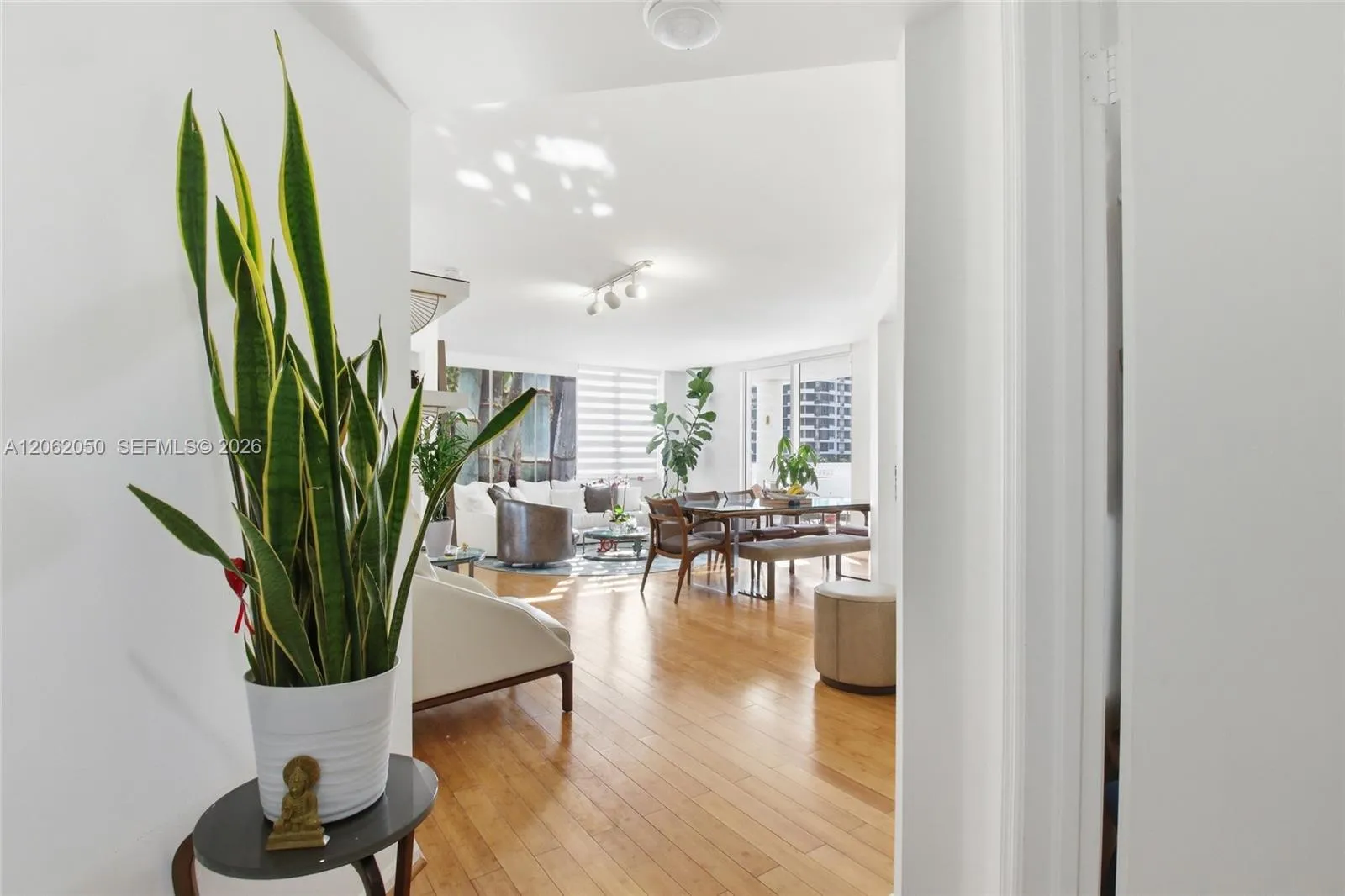 View details of listing 701 Brickell Key Boulevard 610, Miami, FL 33131 Miami with MLS#