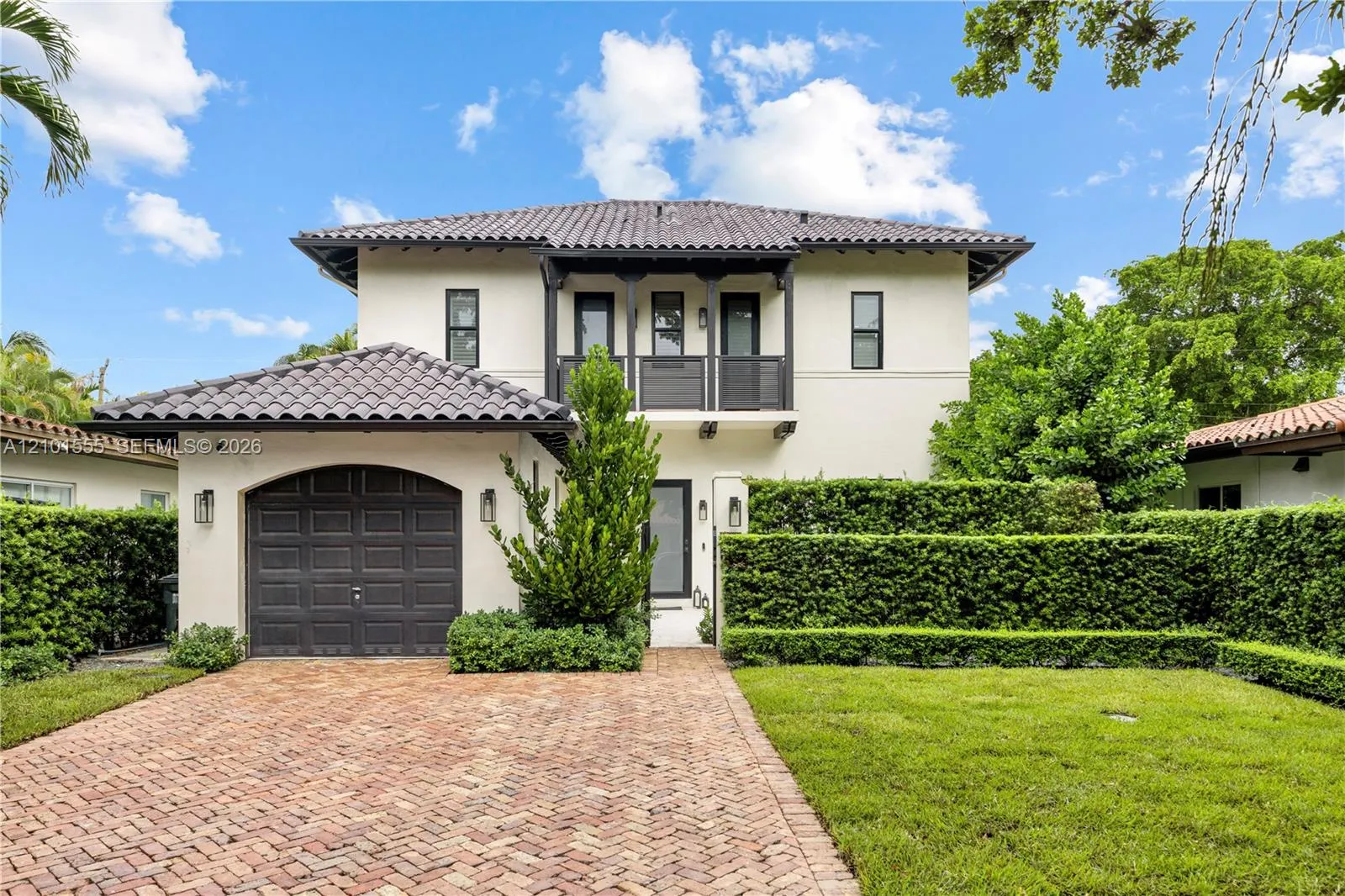 Listing  705 Madeira Avenue, Coral Gables, FL 33134, Coral Gables, FL 33134