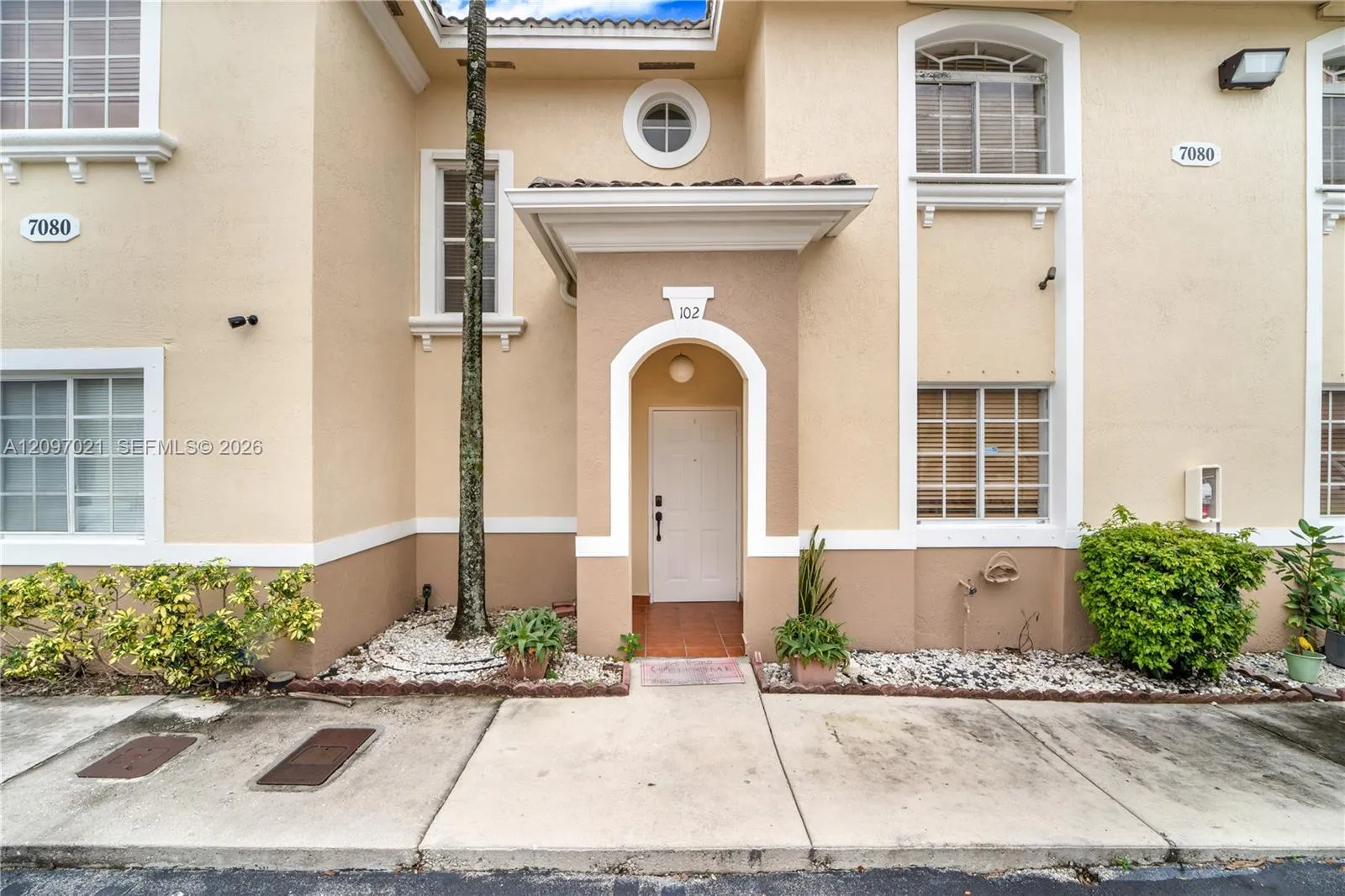 View details of listing 7080 NW 174th Terrace 102, Hialeah, FL 33015 Hialeah with MLS# 