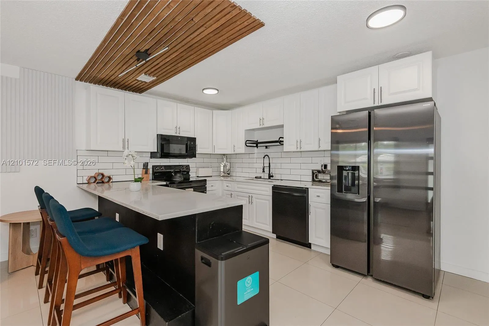 Listing  709 SW 14th Court 1-2, Fort Lauderdale, FL 33315, Fort Lauderdale, FL 33315