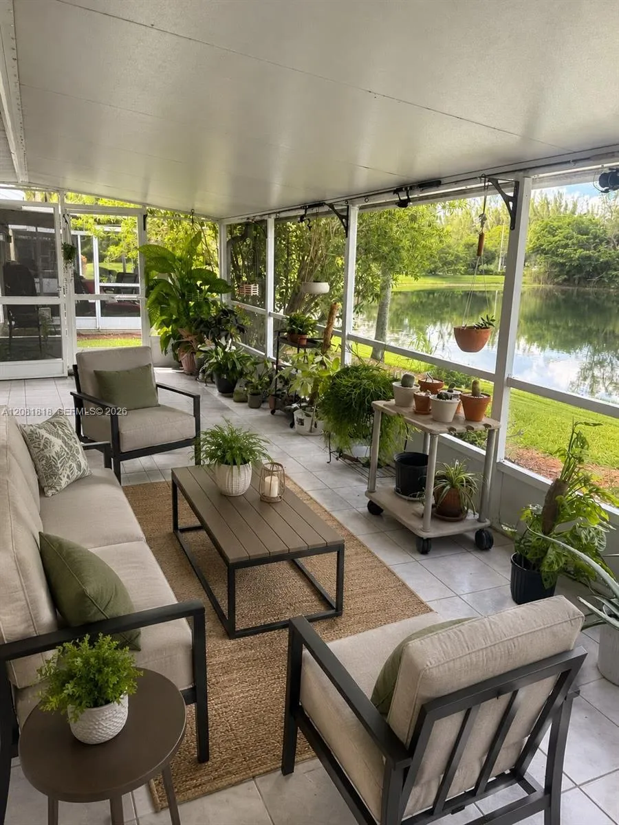 Listing  710 SE 22nd Lane, Homestead, FL 33033, Homestead, FL 33033