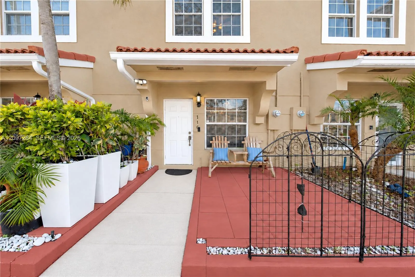 View details of listing 716 SW 122nd Avenue, Pembroke Pines, FL 33025 Pembroke Pines with MLS#