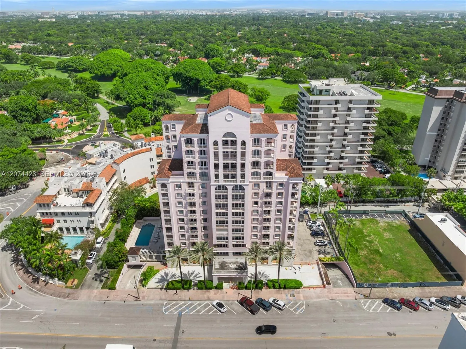 Listing  721 Biltmore Way 601, Coral Gables, FL 33134, Coral Gables, FL 33134