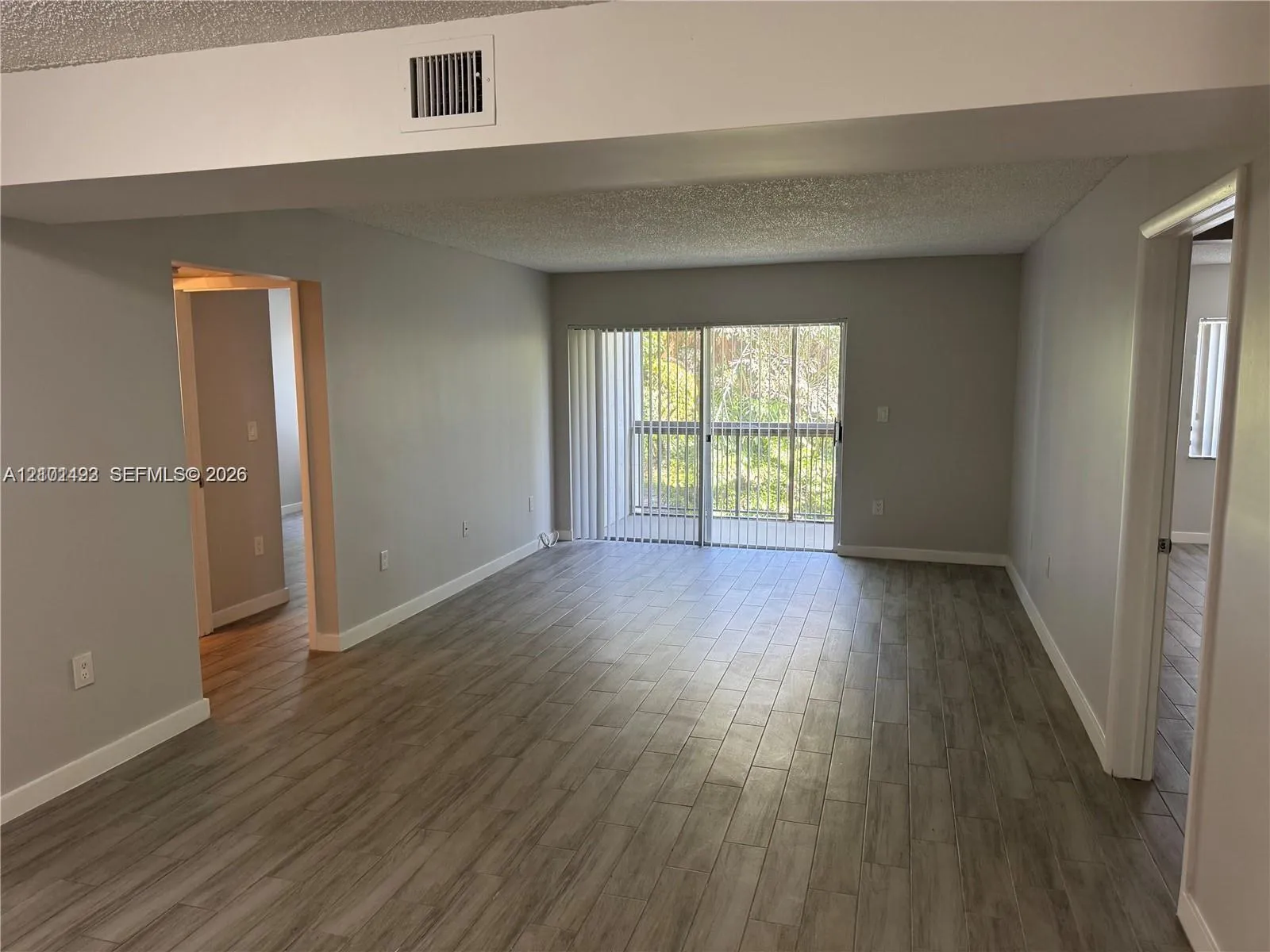 Listing  721 N Pine Island Road 201, Plantation, FL 33324, Plantation, FL 33324
