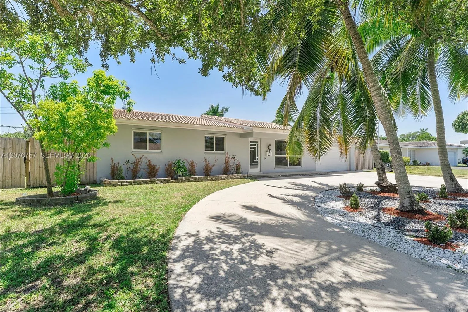 Listing  7220 NW 10th Place, Plantation, FL 33313, Plantation, FL 33313