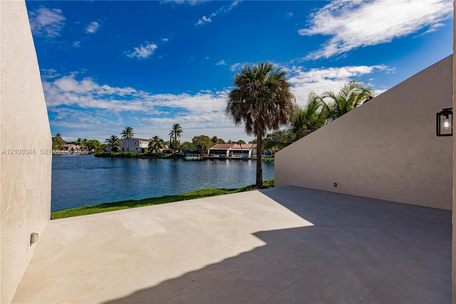 View details of listing 7238 Jacaranda Lane 7238, Miami Lakes, FL 33014 Miami Lakes with MLS#