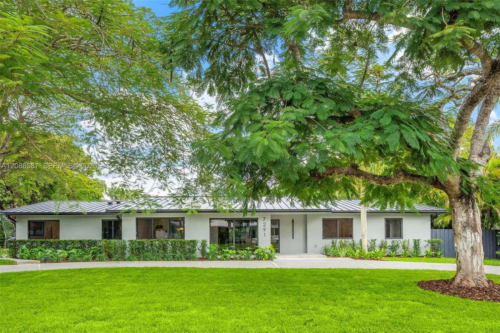 View details of listing 7291 SW 129th Street, Pinecrest, FL 33156 Pinecrest with MLS# 