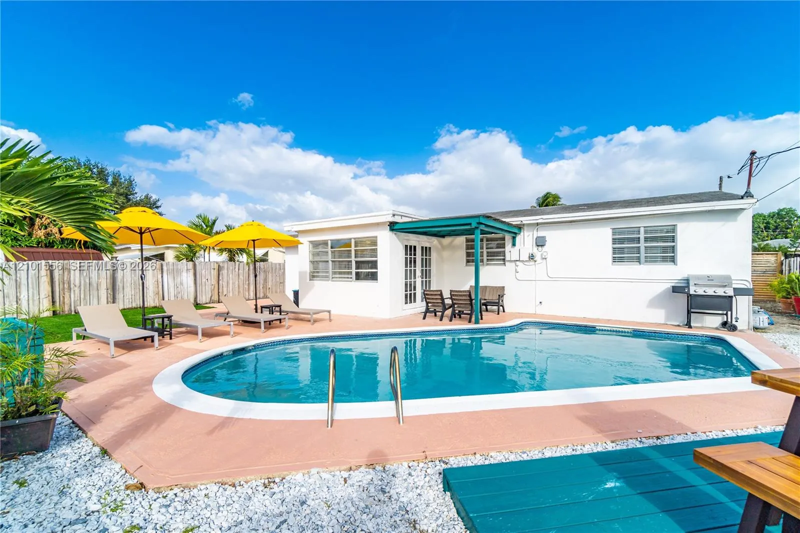 Listing  730 N 72nd Terrace, Hollywood, FL 33024, Hollywood, FL 33024