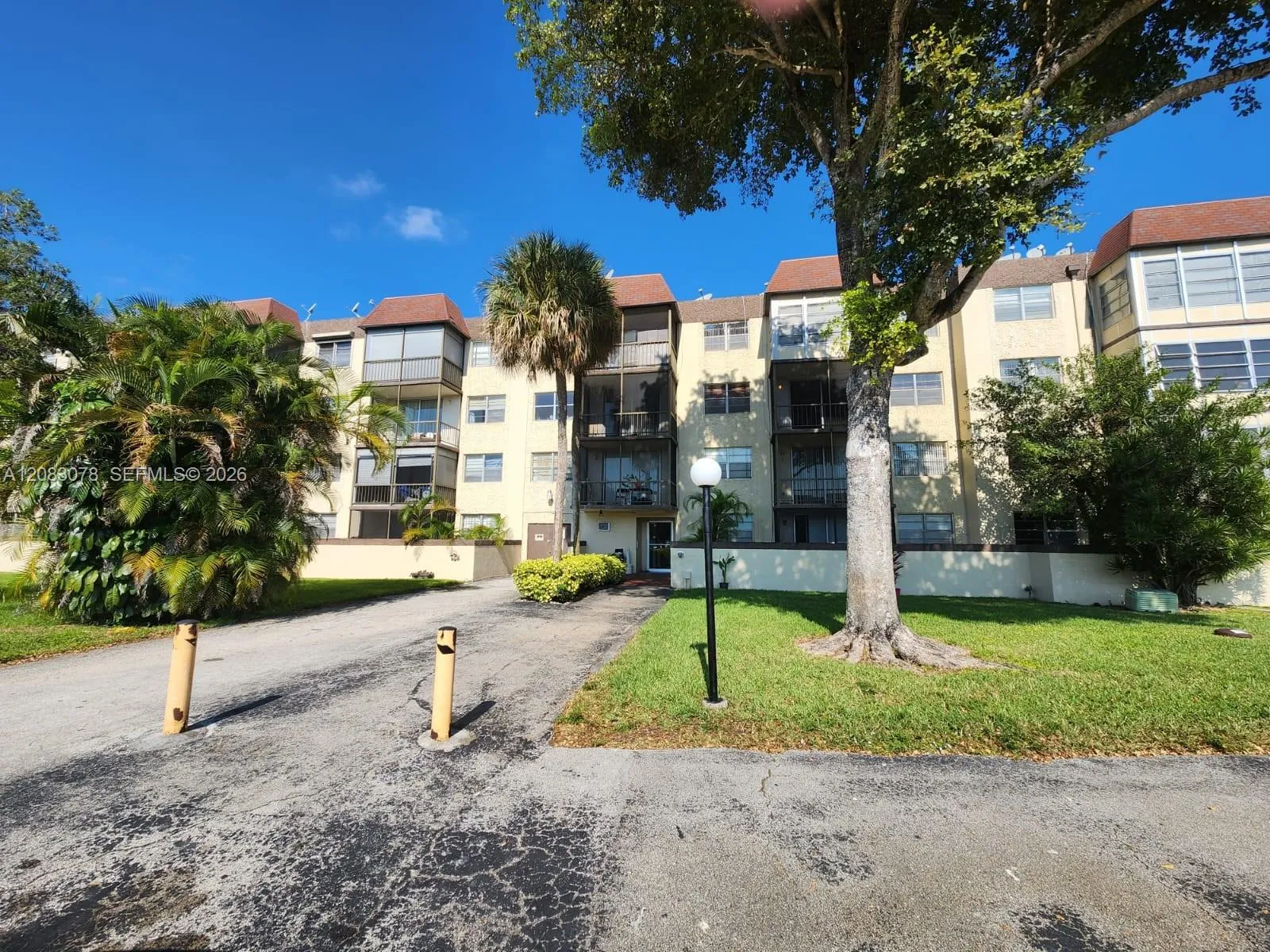 Listing  7300 NW 17th Street 319, Plantation, FL 33313, Plantation, FL 33313