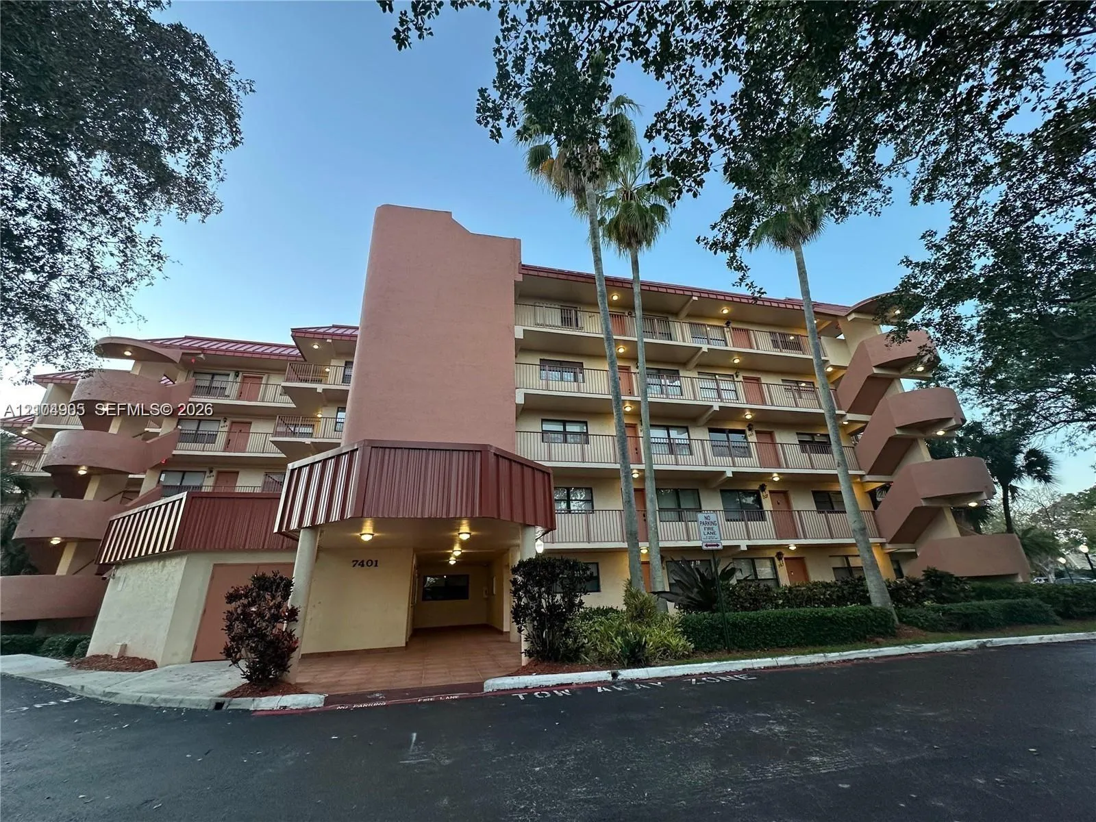 Listing  7401 NW 16th Street 407, Plantation, FL 33313, Plantation, FL 33313