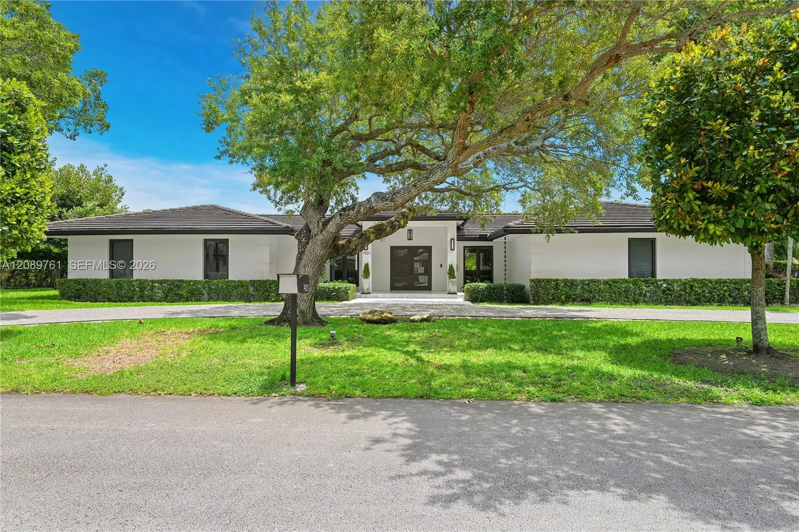View details of listing 7420 SW 109th Terrace, Pinecrest, FL 33156 Pinecrest with MLS# 