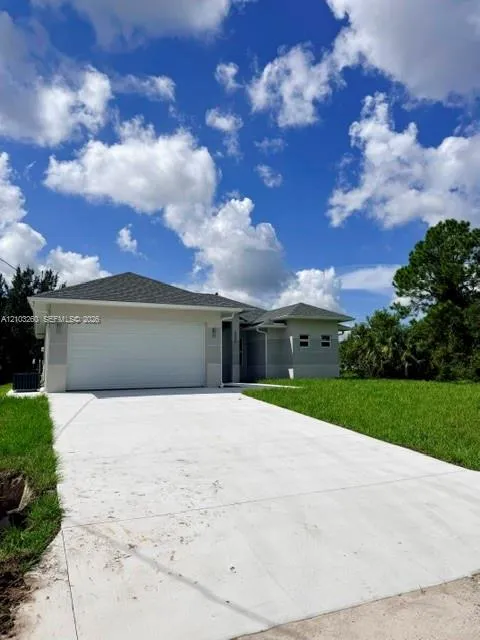 Listing  744 Long Distance Lane, Lehigh Acres, FL 33974, Lehigh Acres, FL 33974