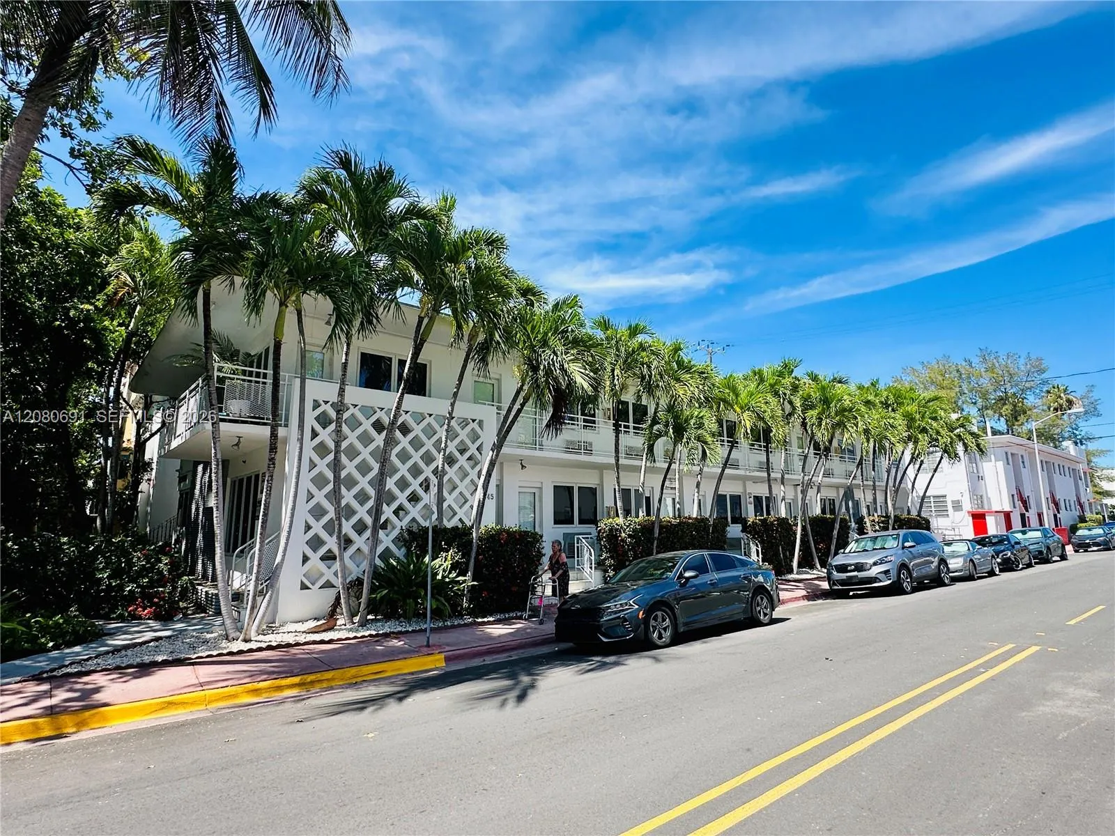 View details of listing 745 13th Street 17, Miami Beach, FL 33139 Miami Beach with MLS# 