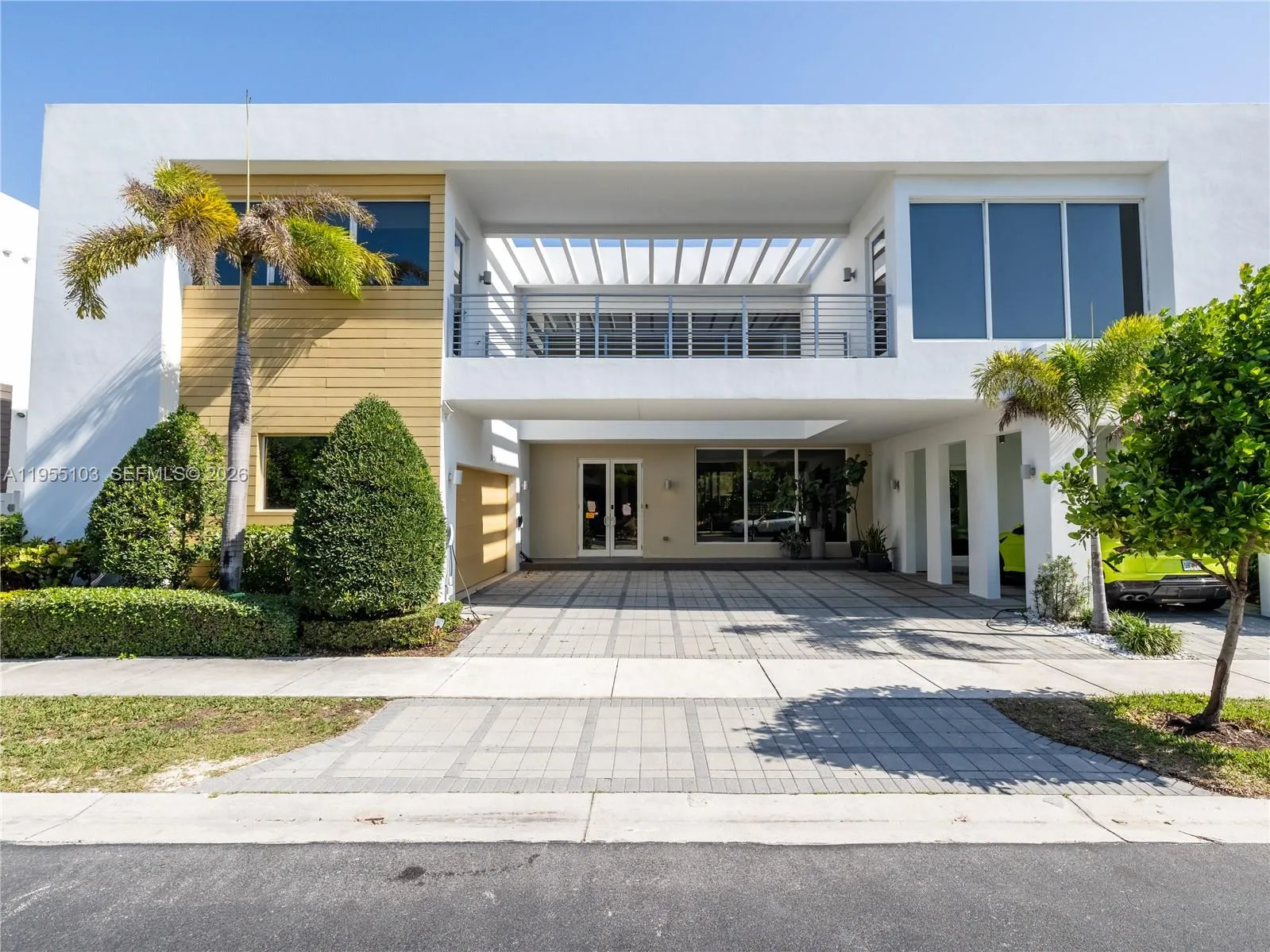 Listing  7451 NW 103rd Court, Doral, FL 33178, Doral, FL 33178