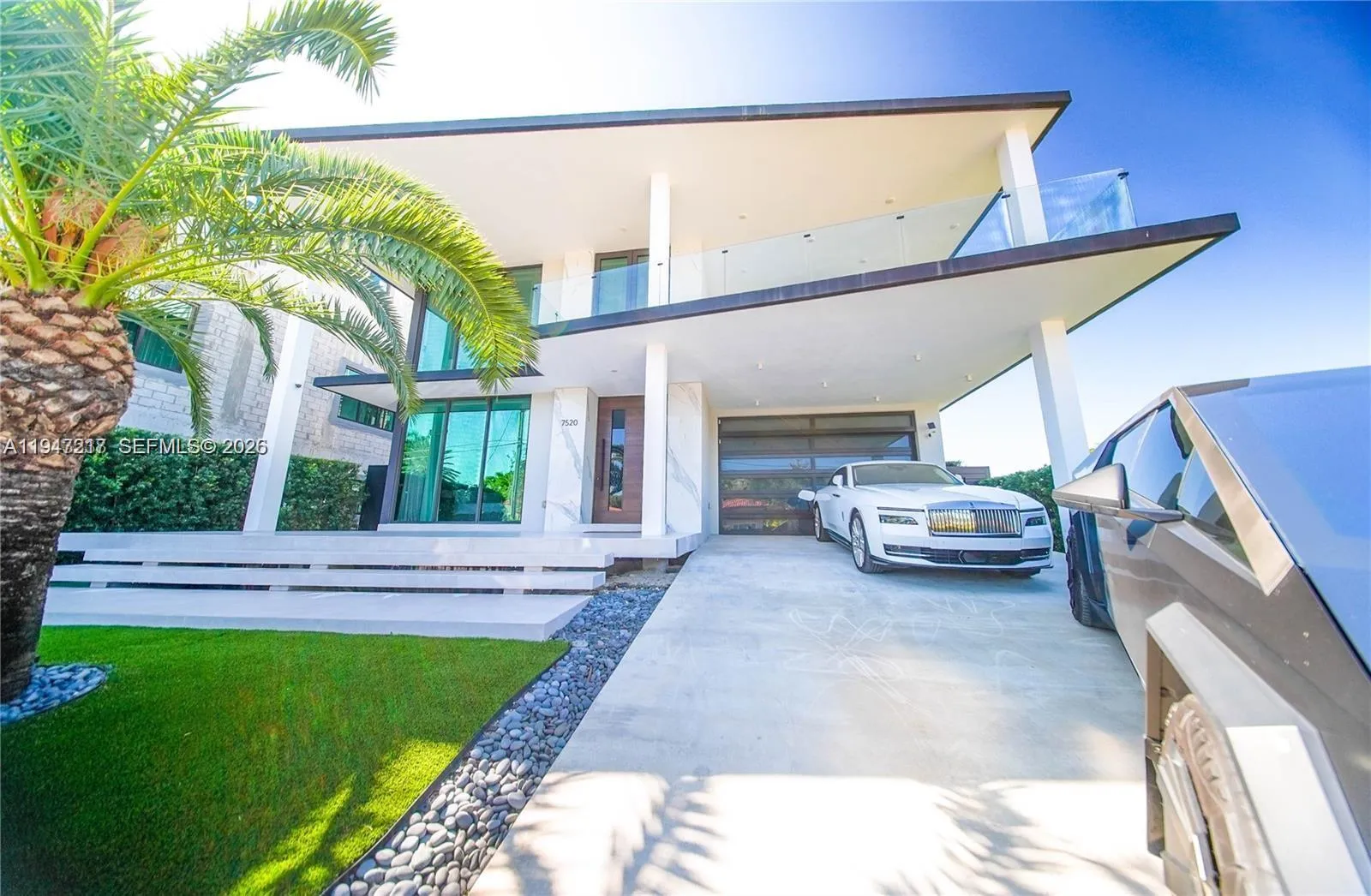 View details of listing 7520 W Treasure Drive 0, North Bay Village, FL 33141 North Bay Village with MLS# 