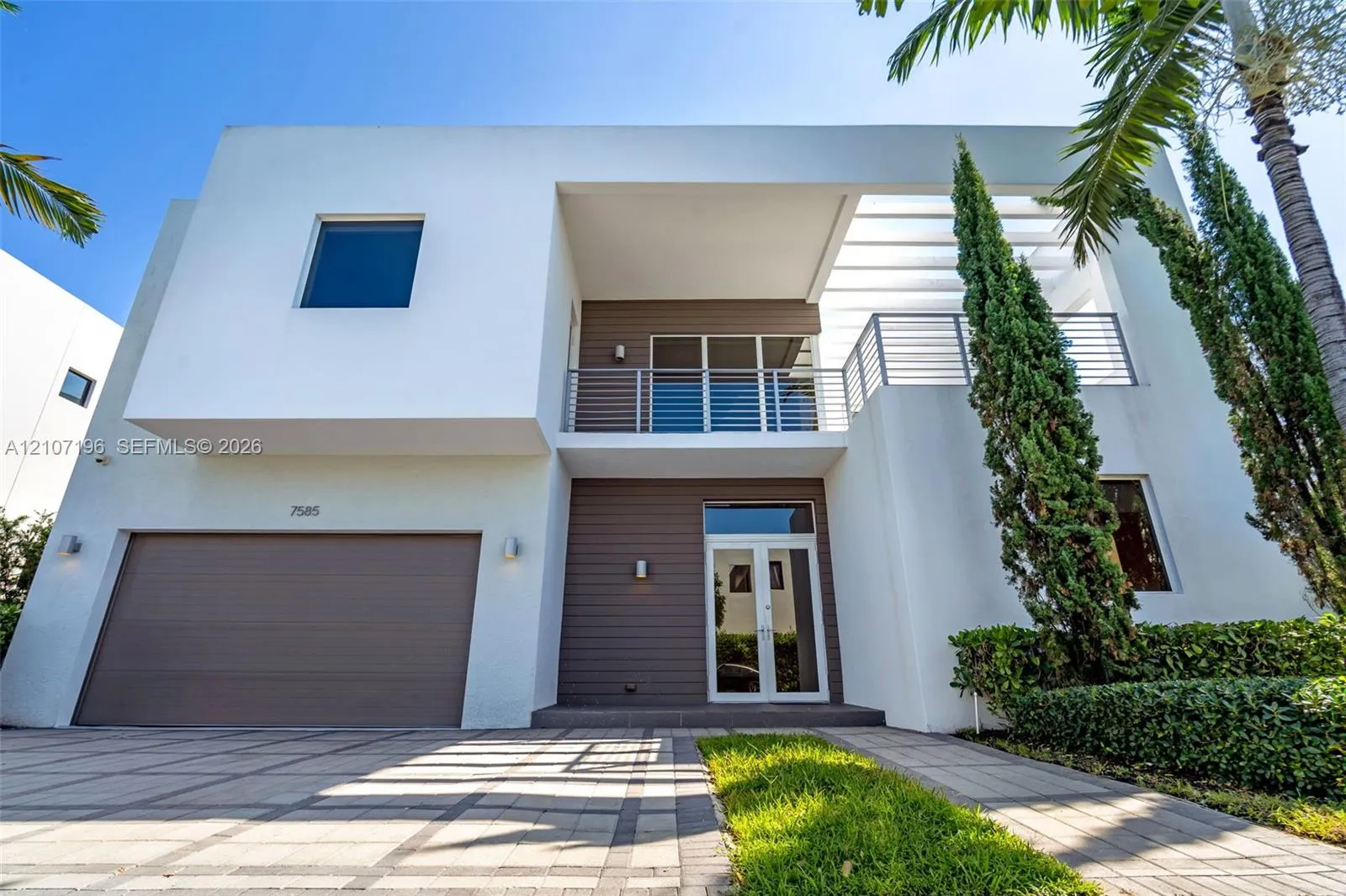 View details of listing 7585 NW 100th Avenue 7585, Doral, FL 33178 Doral with MLS#