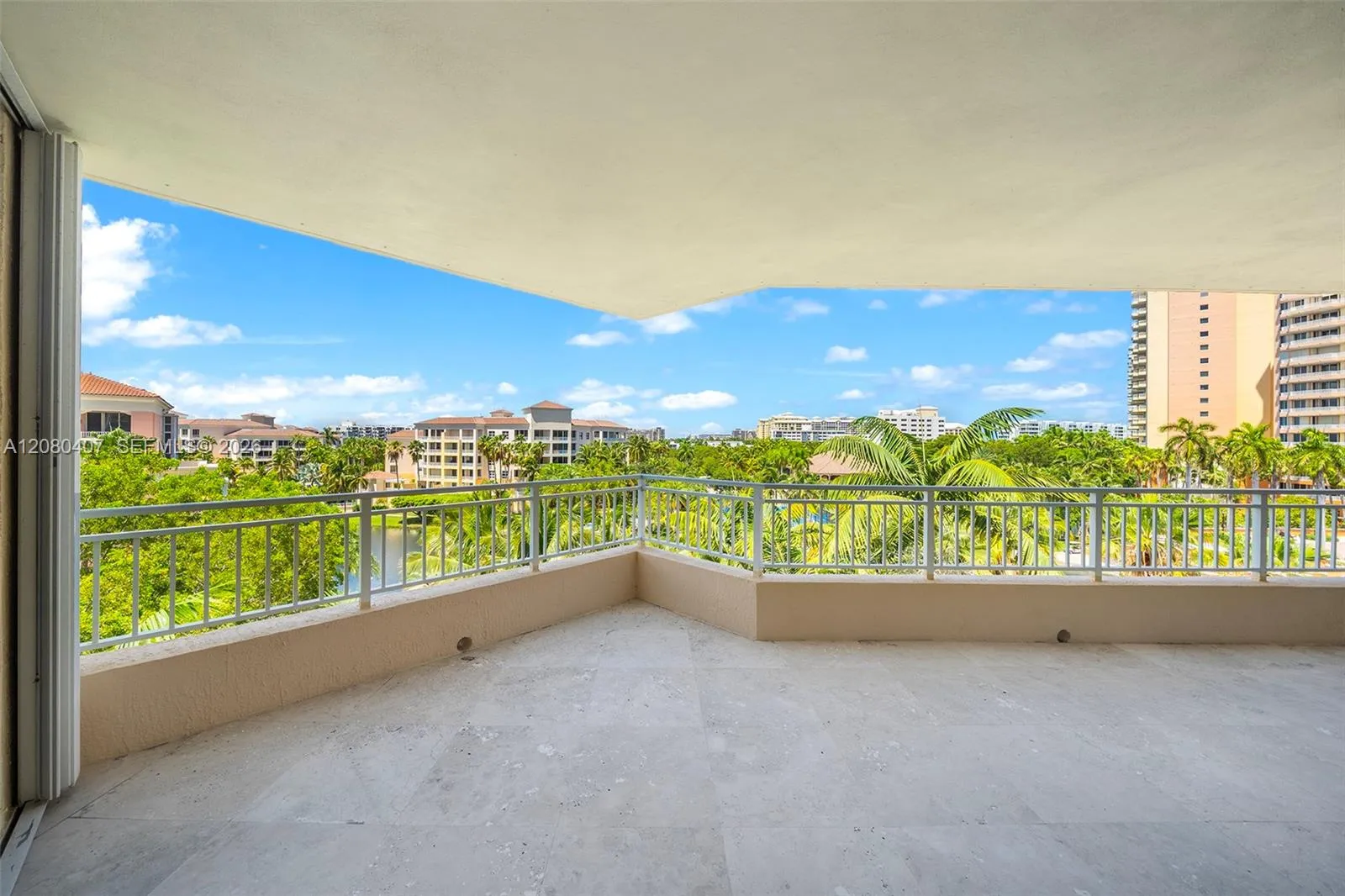 View details of listing 765 Crandon Boulevard 507, Key Biscayne, FL 33149 Key Biscayne with MLS#