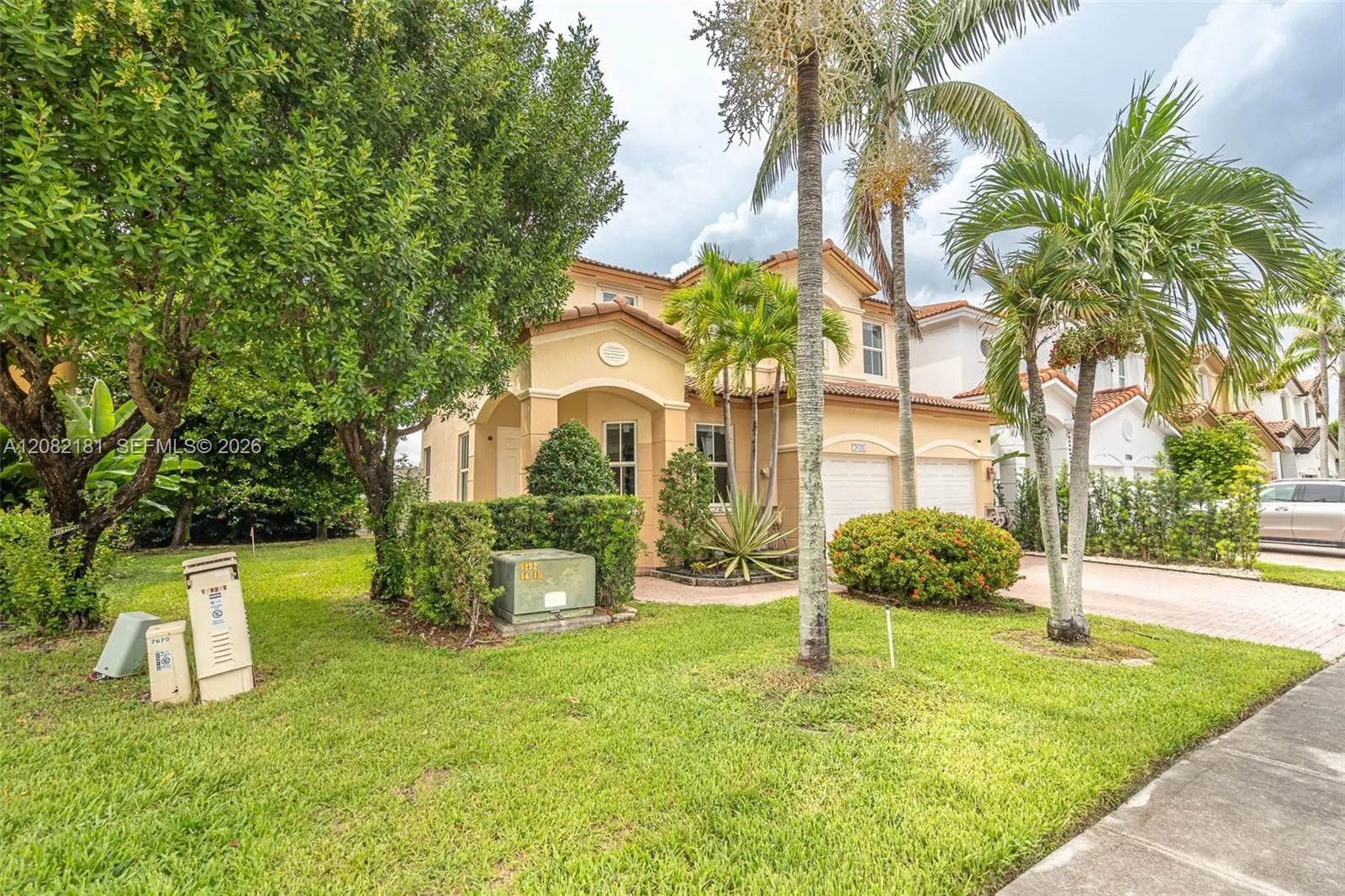 Listing  7670 NW 113th Path, Doral, FL 33178, Doral, FL 33178