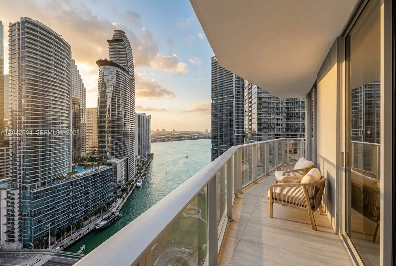 Listing  77 SE 5th Street 3001, Miami, FL 33131, Miami, FL 33131