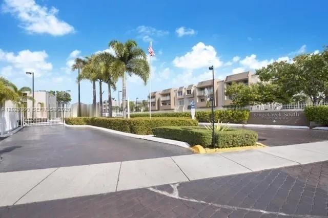 Listing  7747 SW 86th Street D-402, Miami, FL 33143, Miami, FL 33143