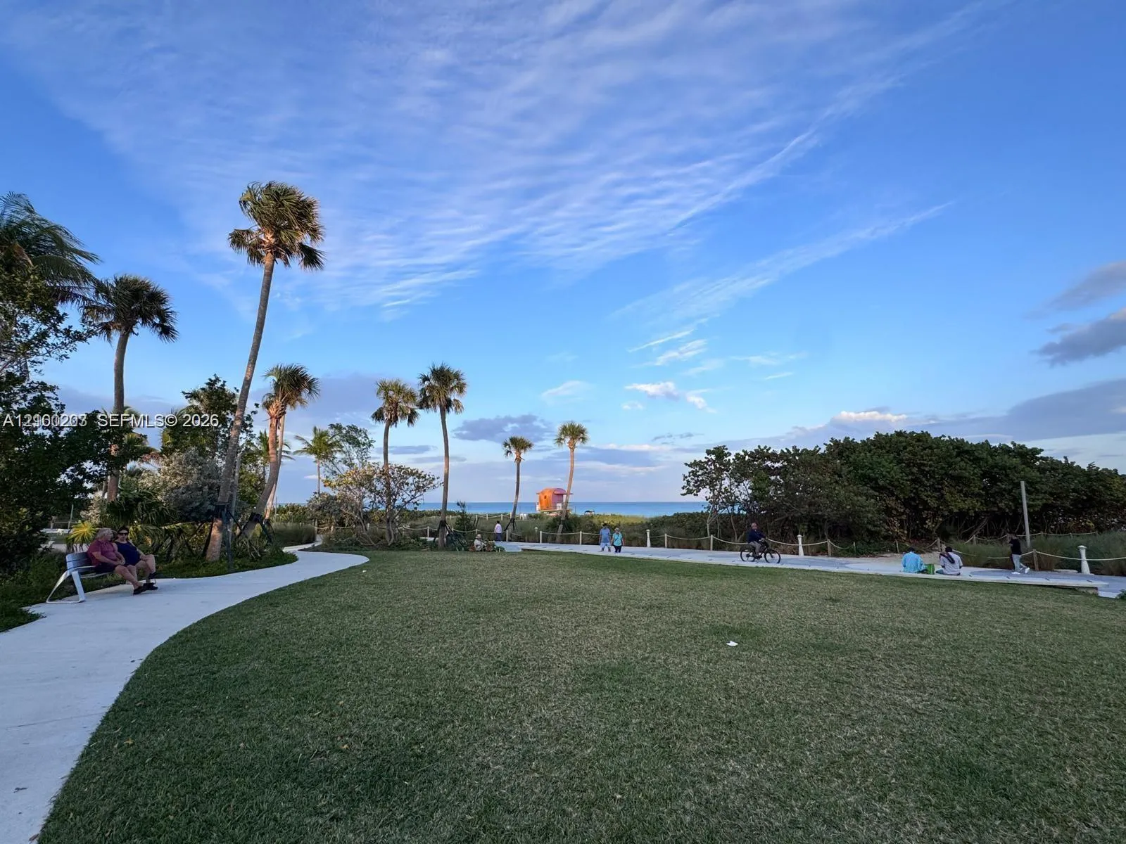 View details of listing 7840 E Harding Avenue 2, Miami Beach, FL 33141 Miami Beach with MLS# 