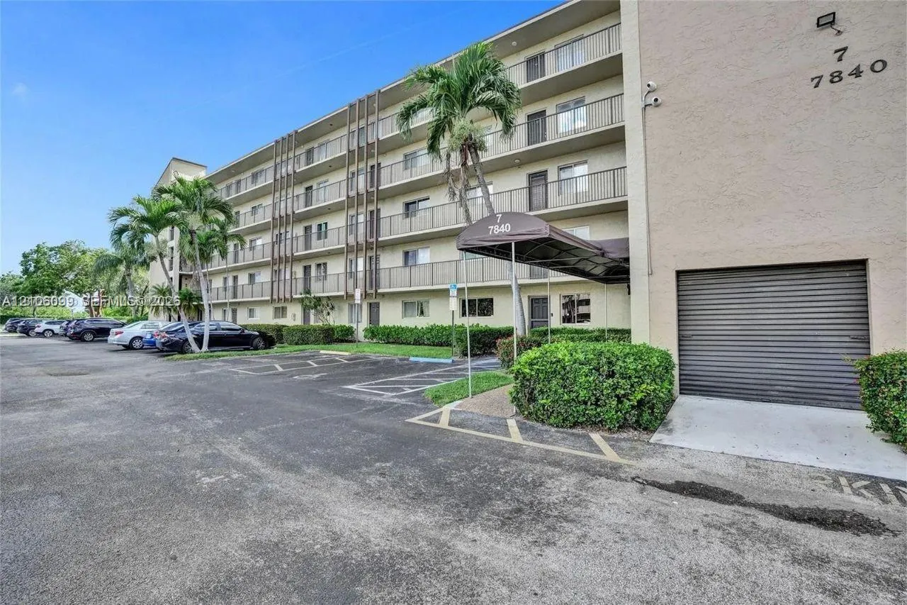 Listing  7840 NW 50th Street 105, Lauderhill, FL 33351, Lauderhill, FL 33351