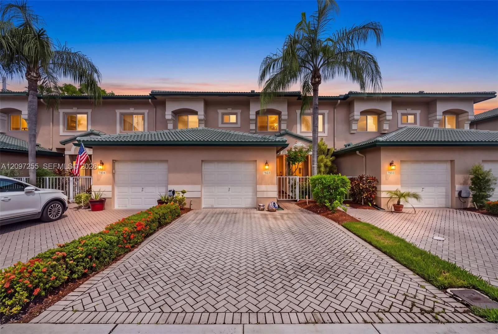 View details of listing 7932 E Exeter Boulevard E 202, Tamarac, FL 33321 Tamarac with MLS#