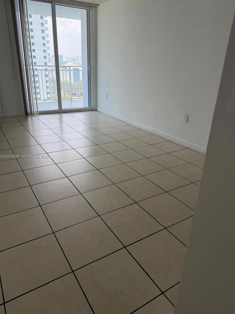 Listing  800 N Miami Avenue E1402, Miami, FL 33136, Miami, FL 33136