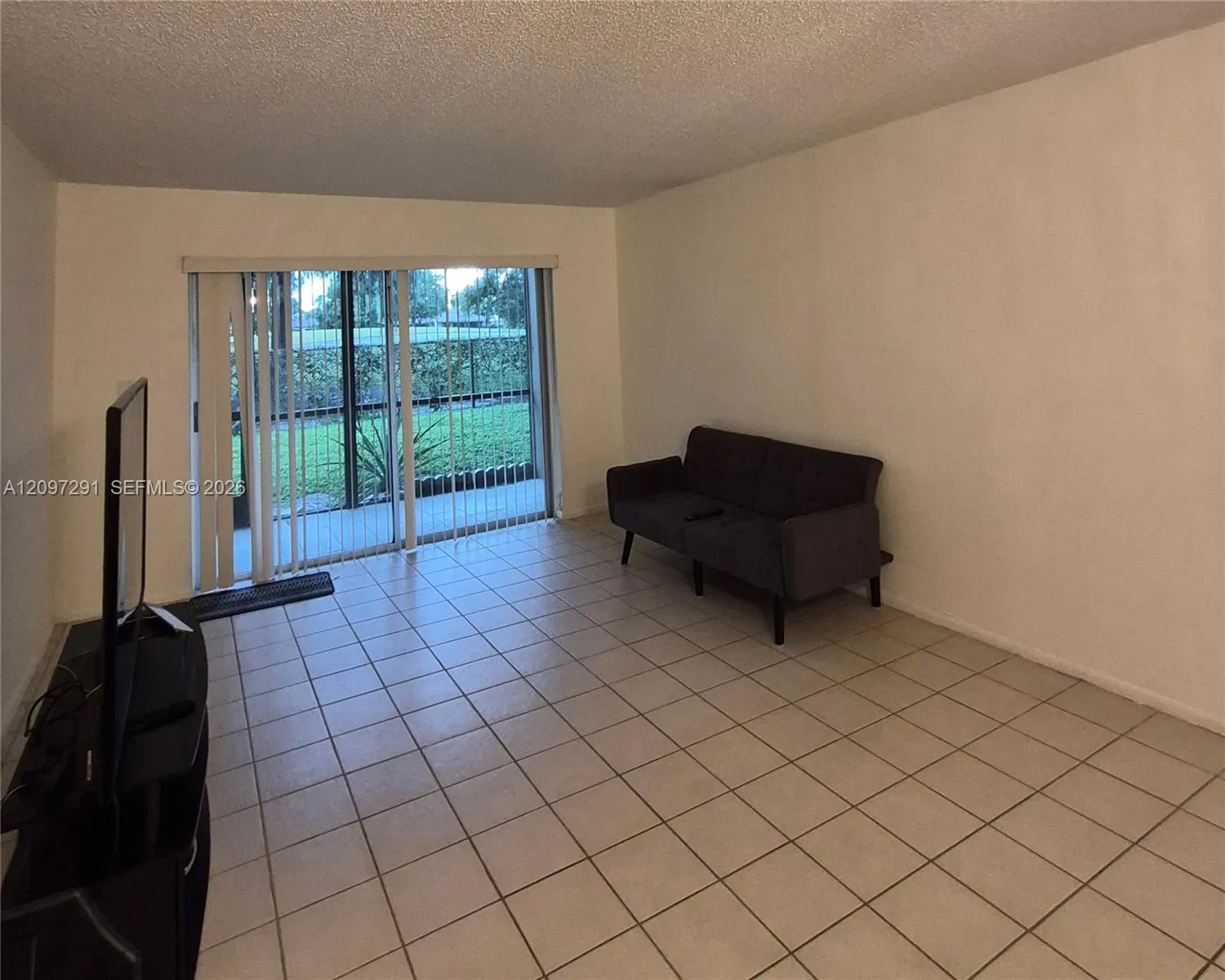 View details of listing 8000 Fairview Drive 107, Tamarac, FL 33321 Tamarac with MLS#