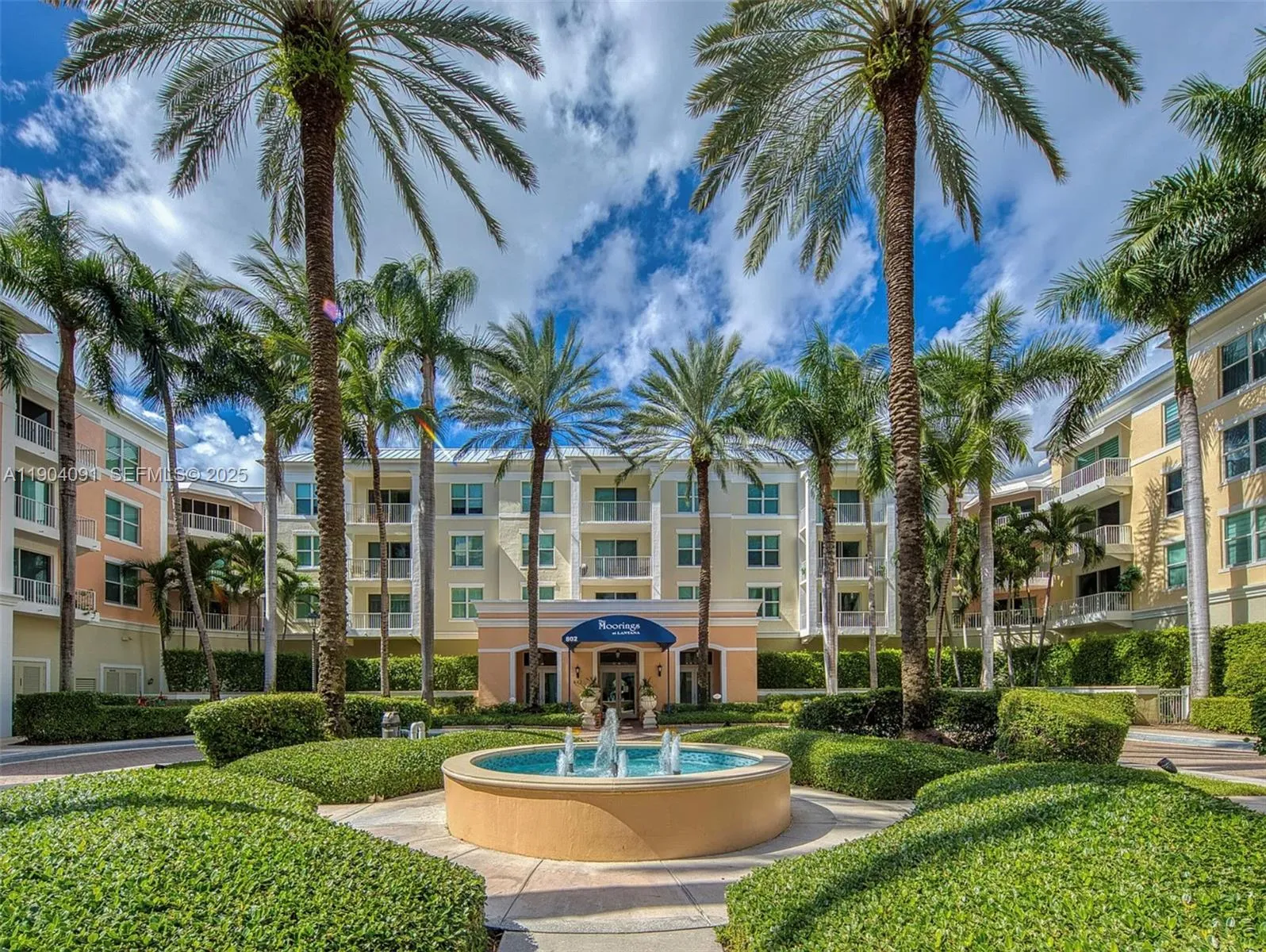 Listing  802 W Windward Way 411, Lantana, FL 33462, Lantana, FL 33462