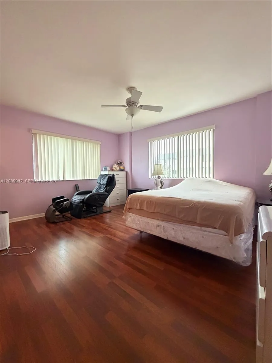 View details of listing 8020 Hampton Boulevard 401, North Lauderdale, FL 33068 North Lauderdale with MLS#