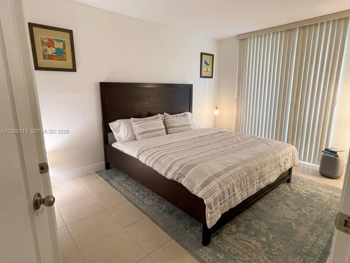View details of listing 8065 SW 107th Avenue 115, Miami, FL 33173 Miami with MLS# 