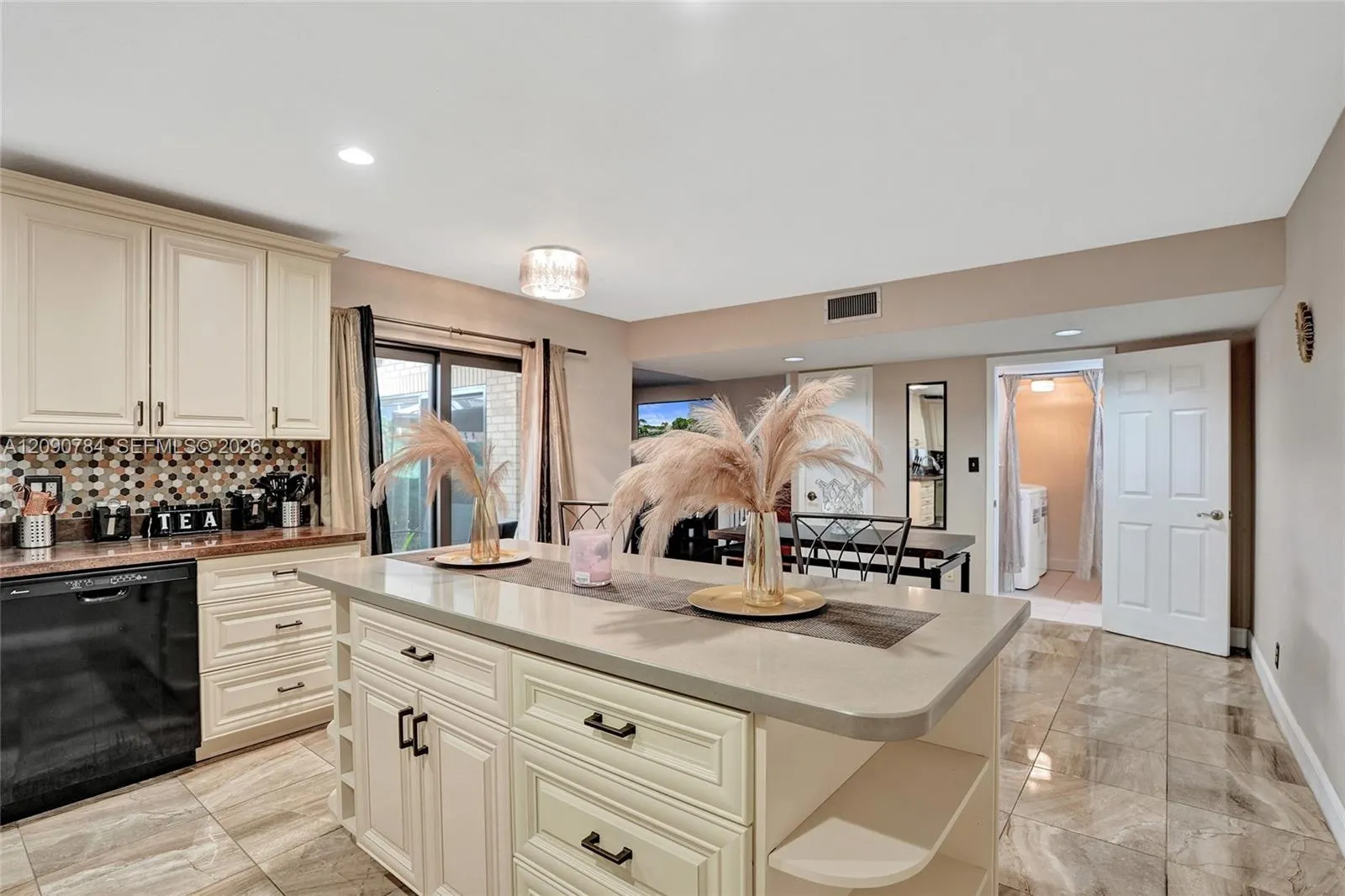 View details of listing 8108 SW 23rd Court 26B, North Lauderdale, FL 33068 North Lauderdale with MLS#