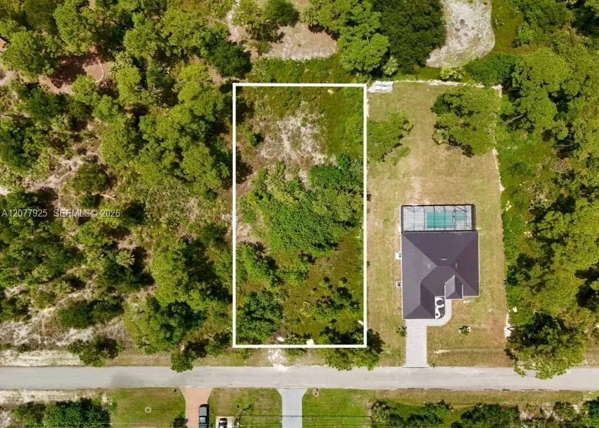 Listing  811 Edison Avenue, Lehigh Acres, FL 33972, Lehigh Acres, FL 33972
