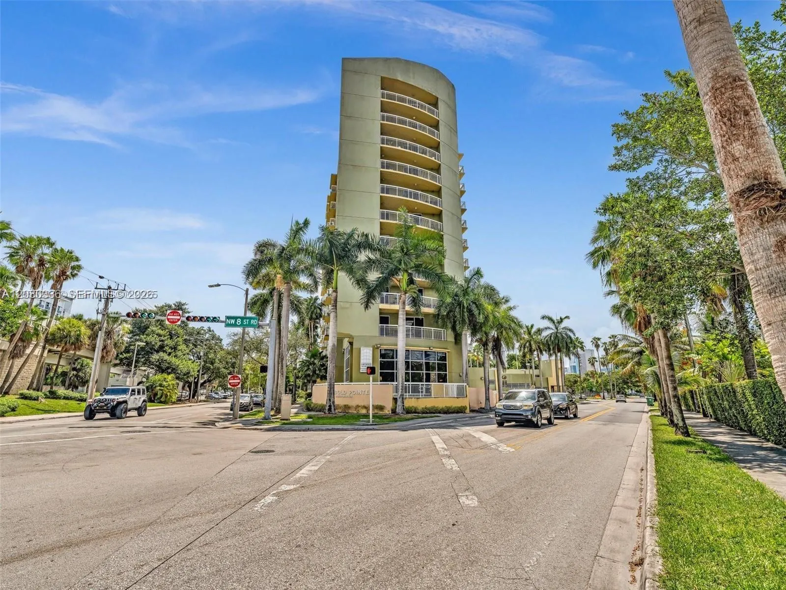 Listing  816 NW 11th Street 902, Miami, FL 33136, Miami, FL 33136